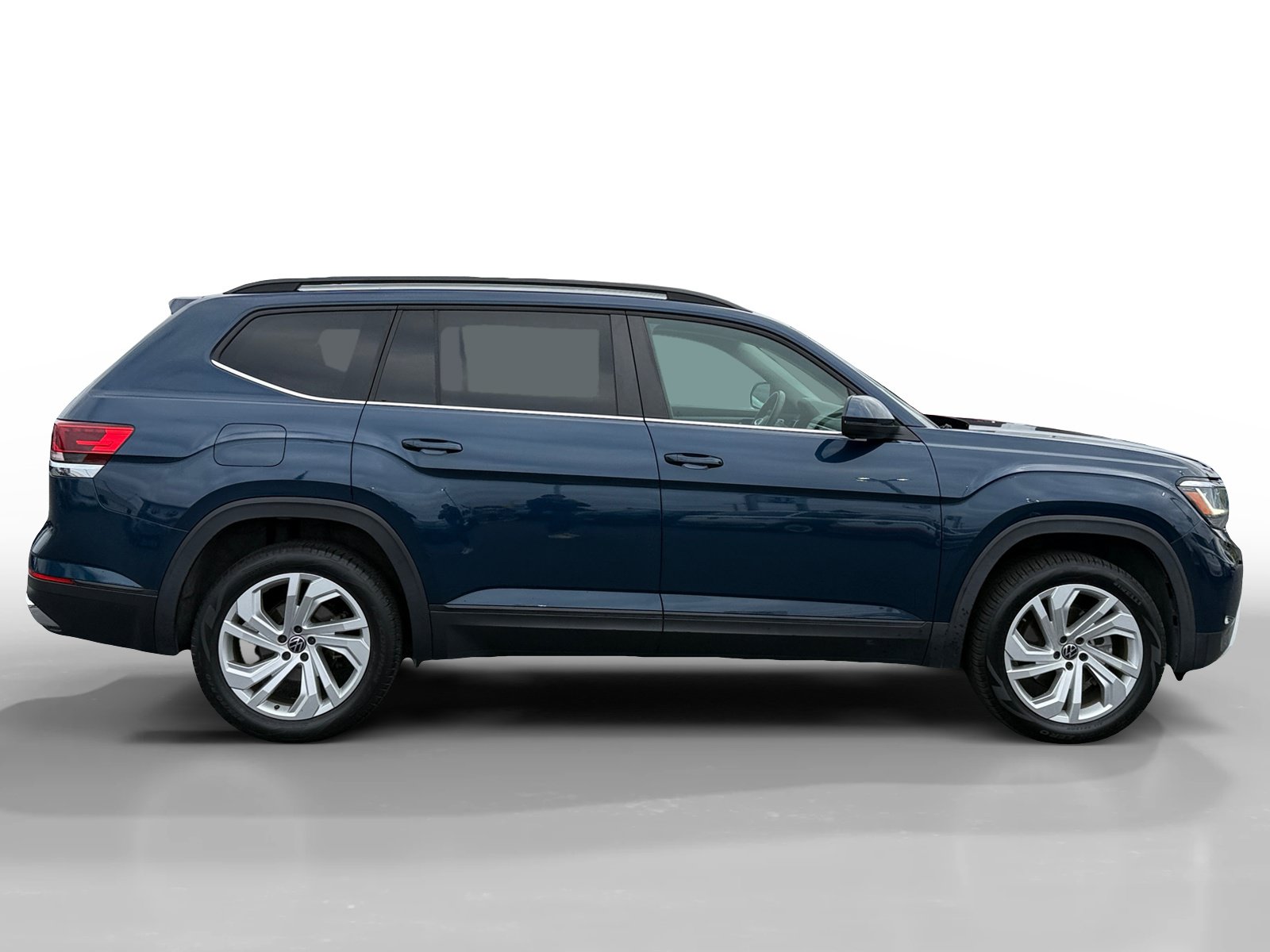Certified 2023 Volkswagen Atlas SE FWD image 6