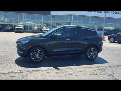 Used 2023 Buick Encore GX Select image 5