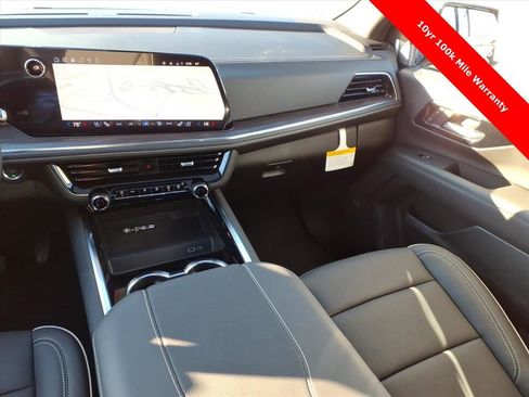 New 2026 Chevrolet Suburban Premier w/ Sun And Tow Package image 15