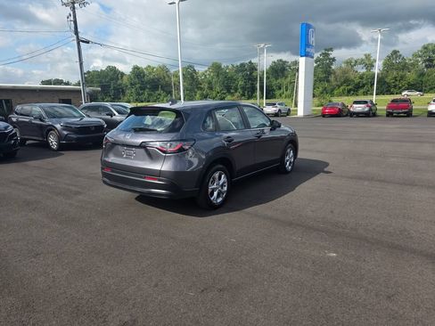 Certified 2024 Honda HR-V LX image 3