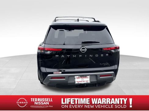 New 2026 Nissan Pathfinder Platinum image 4