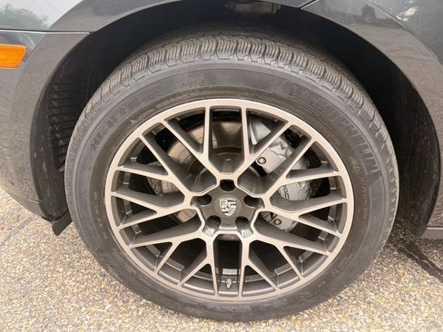Used 2017 Porsche Macan S AWD/4WD image 13