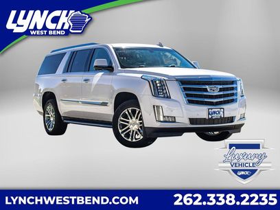 Used 2019 Cadillac Escalade ESV 4WD