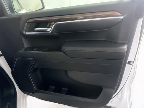 Used 2023 Chevrolet Silverado 1500 LT image 30