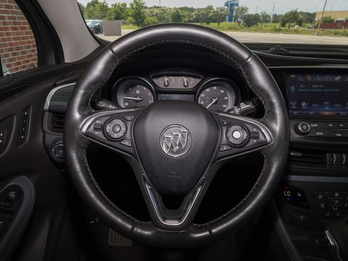 Used 2019 Buick Envision Essence FWD image 12