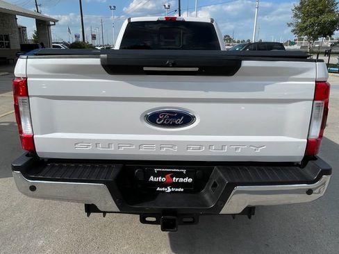 Used 2017 Ford F350 Lariat w/ Lariat Ultimate Package image 10