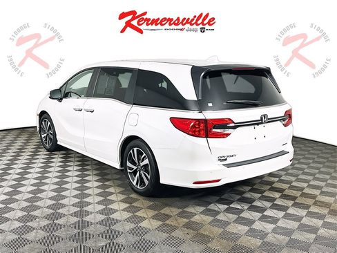 Used 2022 Honda Odyssey Touring image 5