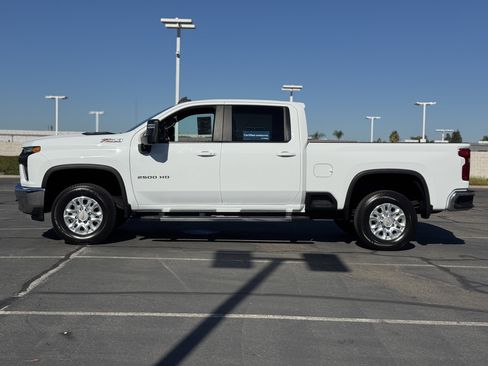 Certified 2023 Chevrolet Silverado 2500 LT w/ Convenience Package image 4