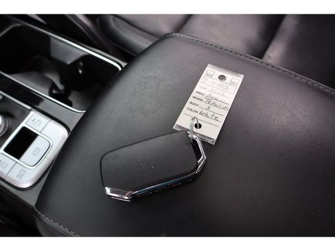 Used 2022 Kia Telluride S FWD image 42