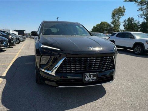 New 2026 Buick Enclave Avenir w/ Super Cruise Package image 3