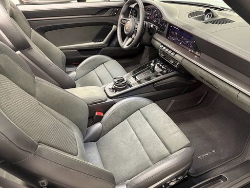 Used 2025 Porsche 911 Carrera GTS image 26