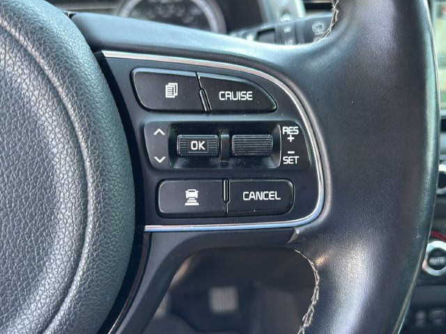 Used 2017 Kia Niro Touring w/ Advanced Technology Package FWD image 21