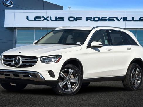 Used 2022 Mercedes-Benz GLC 300 4MATIC image 1