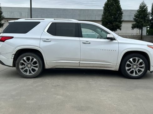 Used 2020 Chevrolet Traverse Premier w/ LPO, Floor Liner Package AWD/4WD image 9