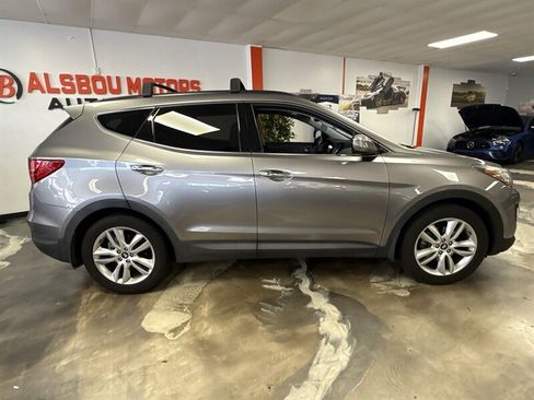 Used 2016 Hyundai Santa Fe Sport 2.0T w/ Option Group 05 AWD/4WD image 8