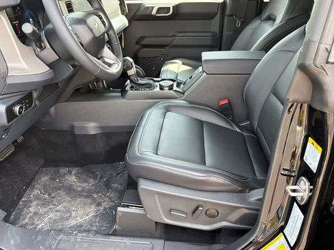 New 2026 Ford Bronco Outer Banks AWD/4WD image 10