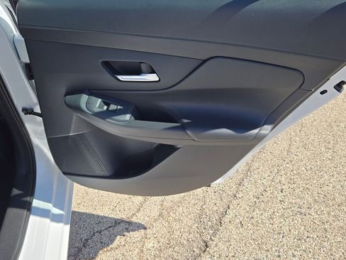 New 2026 Nissan Sentra SV w/ Floor Mat Package FWD image 8