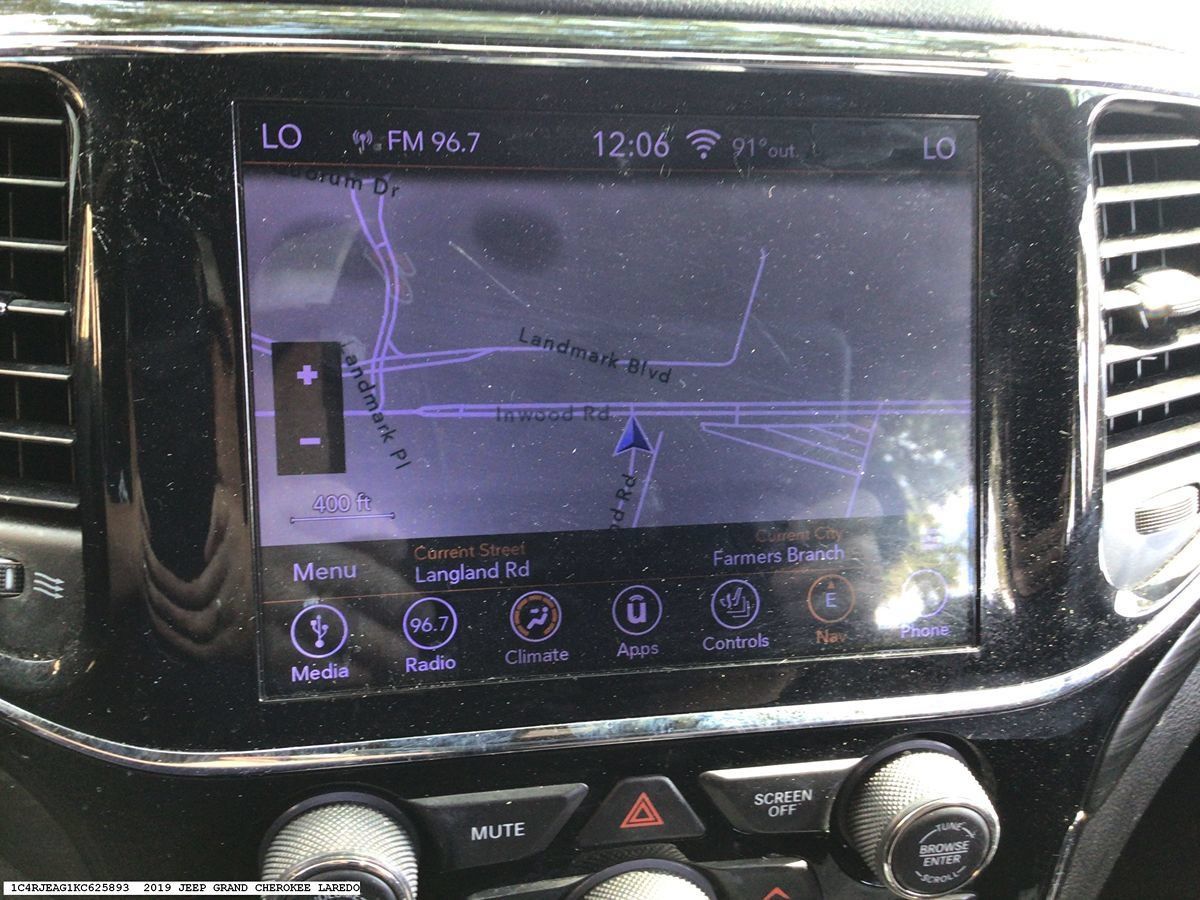 Used 2019 Jeep Grand Cherokee Altitude RWD image 14