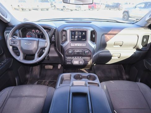 Used 2019 Chevrolet Silverado 1500 Custom Trail Boss w/ Custom Convenience Package image 10