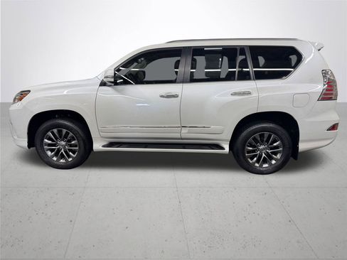 Used 2019 Lexus GX 460 Luxury image 3