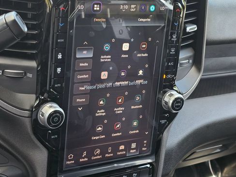 New 2026 RAM 3500 Tradesman AWD/4WD image 32
