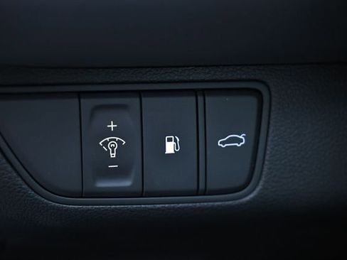 New 2026 Genesis G70 2.5T Prestige image 22