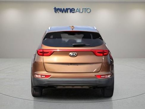 Used 2018 Kia Sportage LX w/ LX Popular Package AWD/4WD image 6