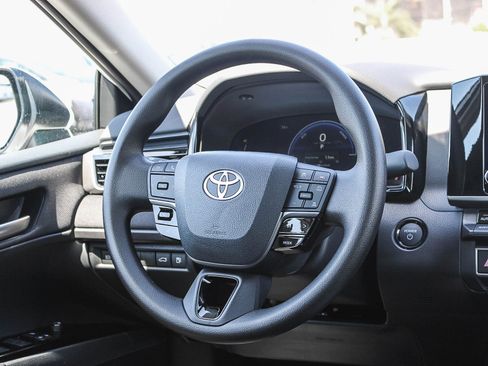 New 2026 Toyota Camry LE FWD image 17