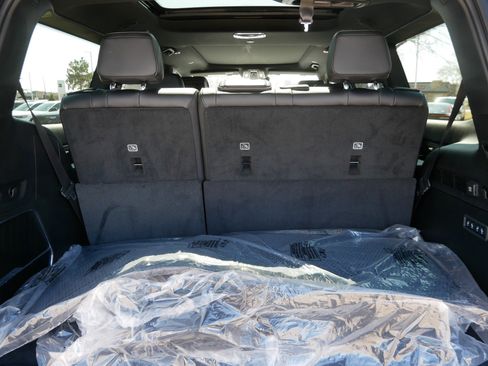 New 2026 Jeep Grand Wagoneer 4WD image 11