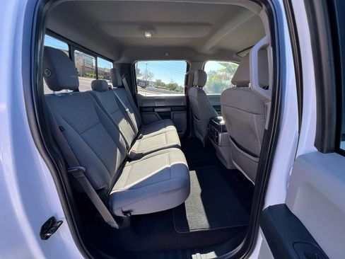 Used 2019 Ford F150 XLT w/ Equipment Group 302A Luxury AWD/4WD image 24