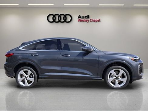 New 2025 Audi Q5 Premium Plus AWD/4WD image 6