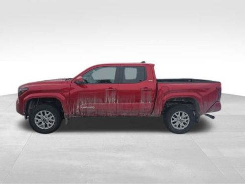 Used 2024 Toyota Tacoma SR5 image 3