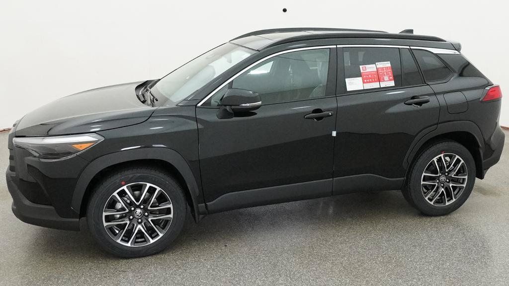 New 2026 Toyota Corolla Cross XLE w/ Convenience Package FWD image 5