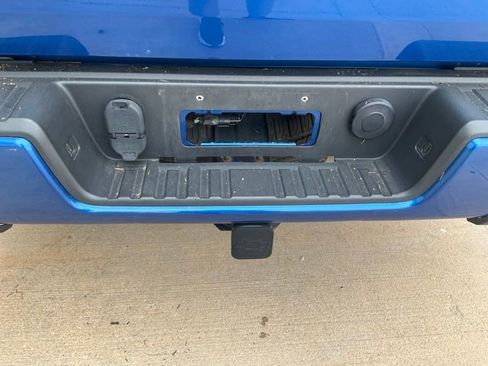 Used 2018 Chevrolet Colorado Z71 AWD/4WD image 33