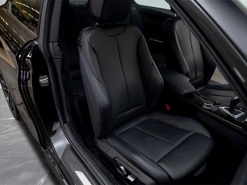 Used 2019 BMW 440i xDrive Coupe w/ M Sport Package image 33