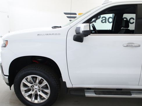 Used 2019 Chevrolet Silverado 1500 LTZ w/ LTZ Plus Package AWD/4WD image 5
