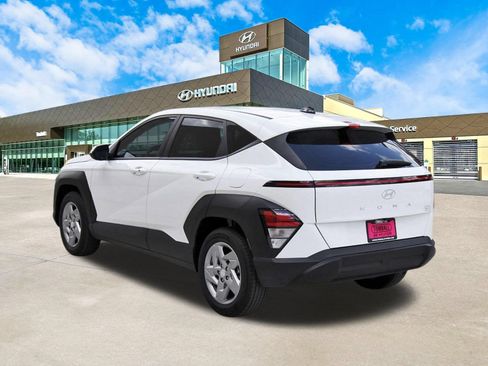 Certified 2026 Hyundai Kona SE FWD image 8