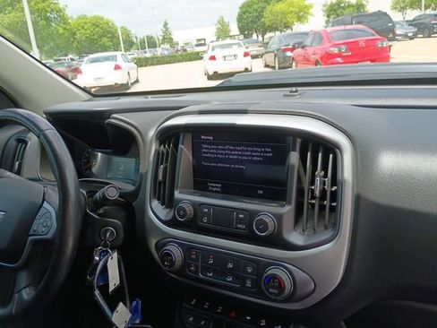 Used 2022 Chevrolet Colorado ZR2 w/ ZR2 Midnight Special Edition AWD/4WD image 5