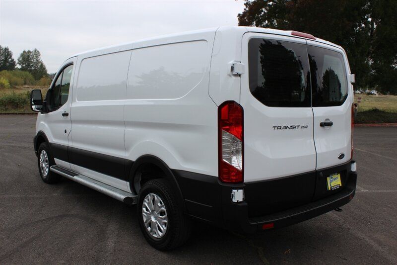 Used 2025 Ford Transit 250 Low Roof w/ Exterior Upgrade Package RWD image 3