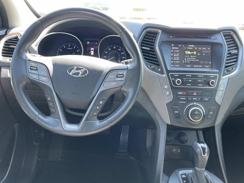 Used 2017 Hyundai Santa Fe Sport FWD image 13