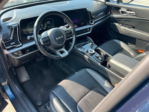 Certified 2023 Kia Sportage EX AWD/4WD image 15