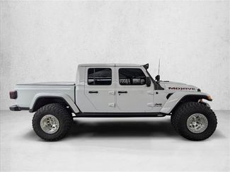 Used 2021 Jeep Gladiator Mojave video 4