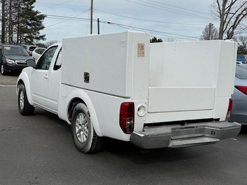 Used 2015 Nissan Frontier SV image 5