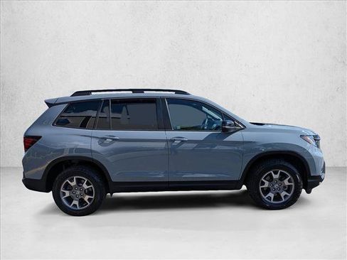 Certified 2023 Honda Passport TrailSport image 4