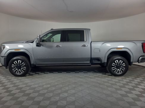 Used 2026 GMC Sierra 2500 Denali Ultimate AWD/4WD image 6