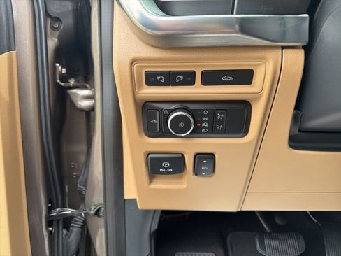 Used 2022 Ford F150 Lariat w/ Equipment Group 502A High AWD/4WD image 26
