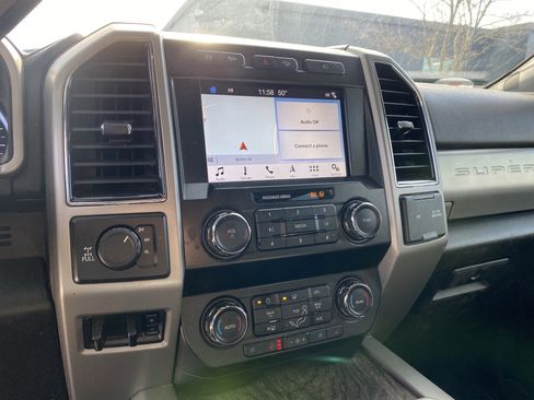 Used 2019 Ford F250 Lariat image 25