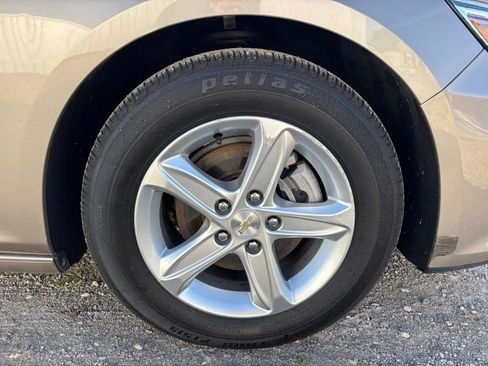 Used 2024 Chevrolet Malibu LT FWD image 19