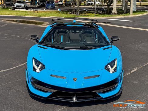Used 2021 Lamborghini Aventador SVJ AWD/4WD image 6