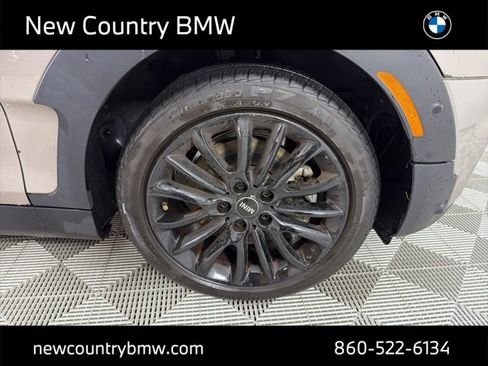 Certified 2024 MINI Cooper Clubman S image 9